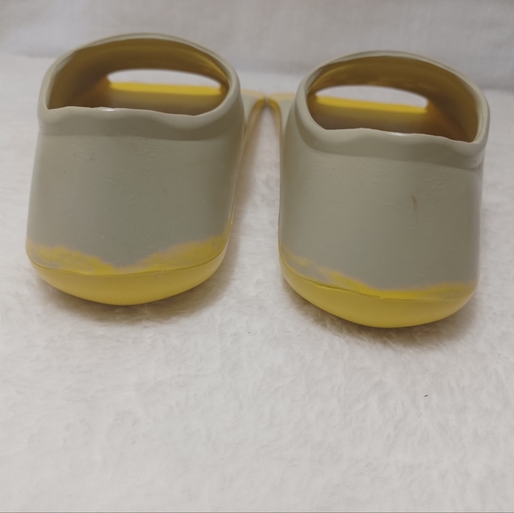 Flow Short Blade Unisex-Adult Swim Training Fins Size 7-9(40-42)  Yellow & Grey - Picture 3 of 4